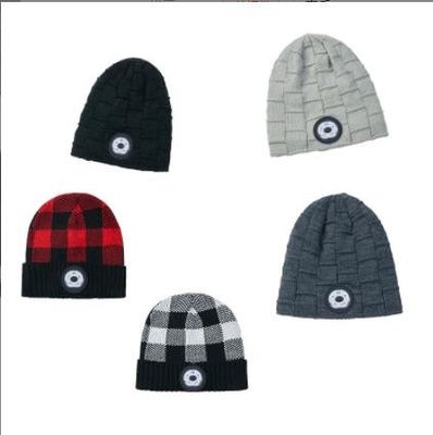 Bluetooth Beanie Hat Video Camera com luz, fones de ouvido sem fio recarregáveis do tampão do farol do diodo emissor de luz de USB 4 para esquiar, correndo