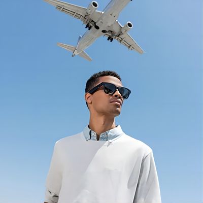 As mãos video sem fio audio dos óculos de sol de Bluetooth livram a chamada de fones de ouvido abertos da orelha