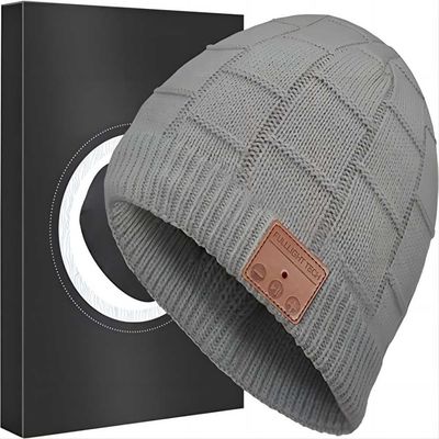Bluetooth sem fio Beanie Hat Rechargable 250mah com os callings do telefone do tempo da música 16hours